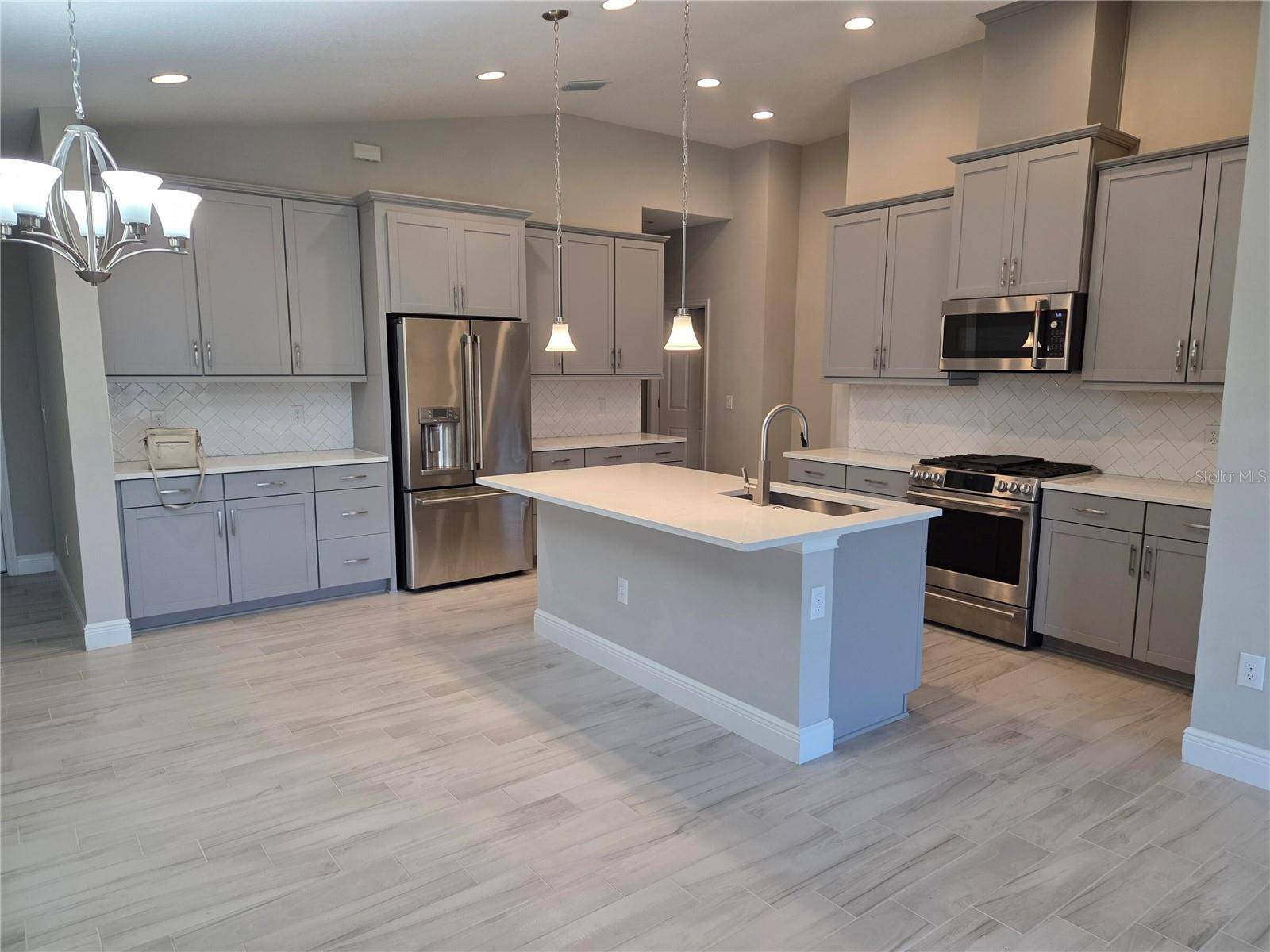 Parrish, FL 34219,12513 OAK HILL WAY