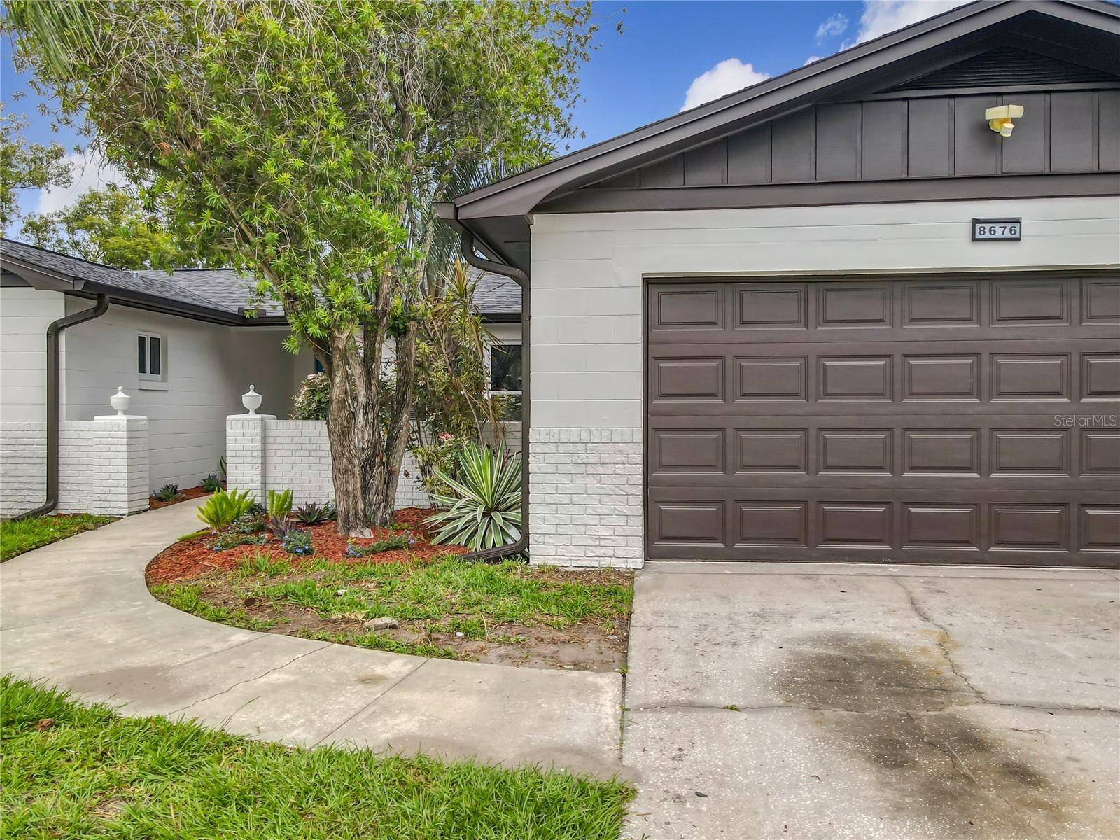 Orlando, FL 32810,8676 HILLSIDE DR