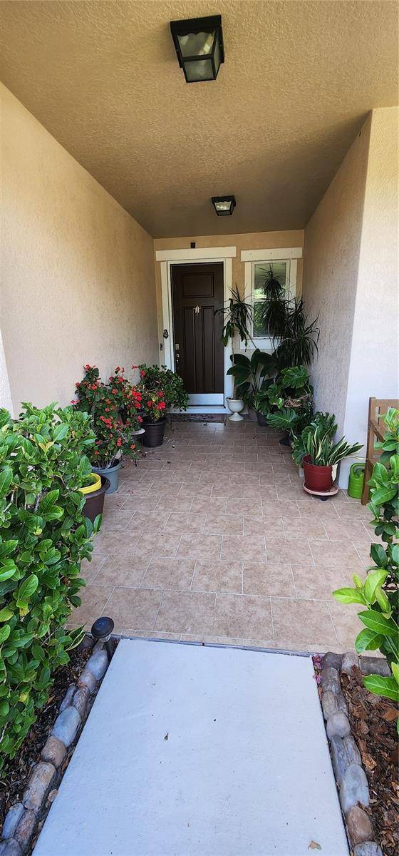 Gibsonton, FL 33534,7620 TANGLE RUSH DR