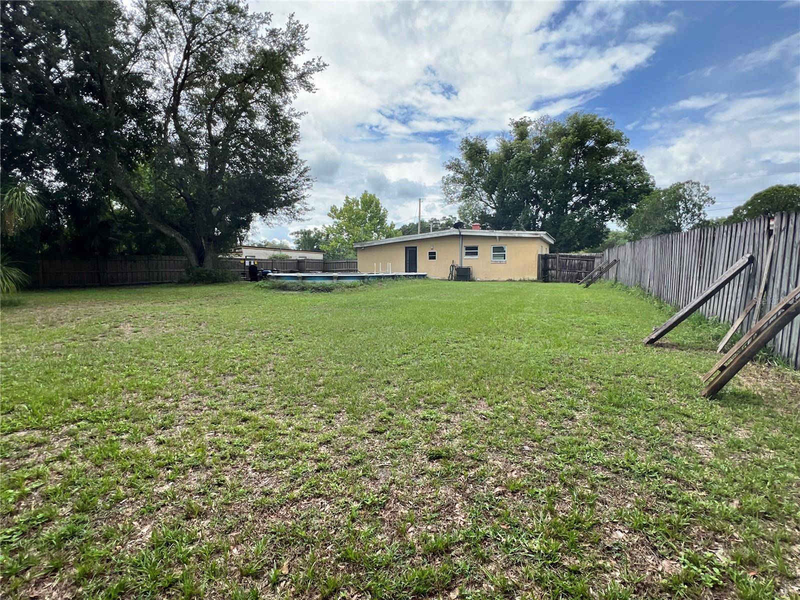 Sanford, FL 32771,108 COUNTRY CLUB CIR
