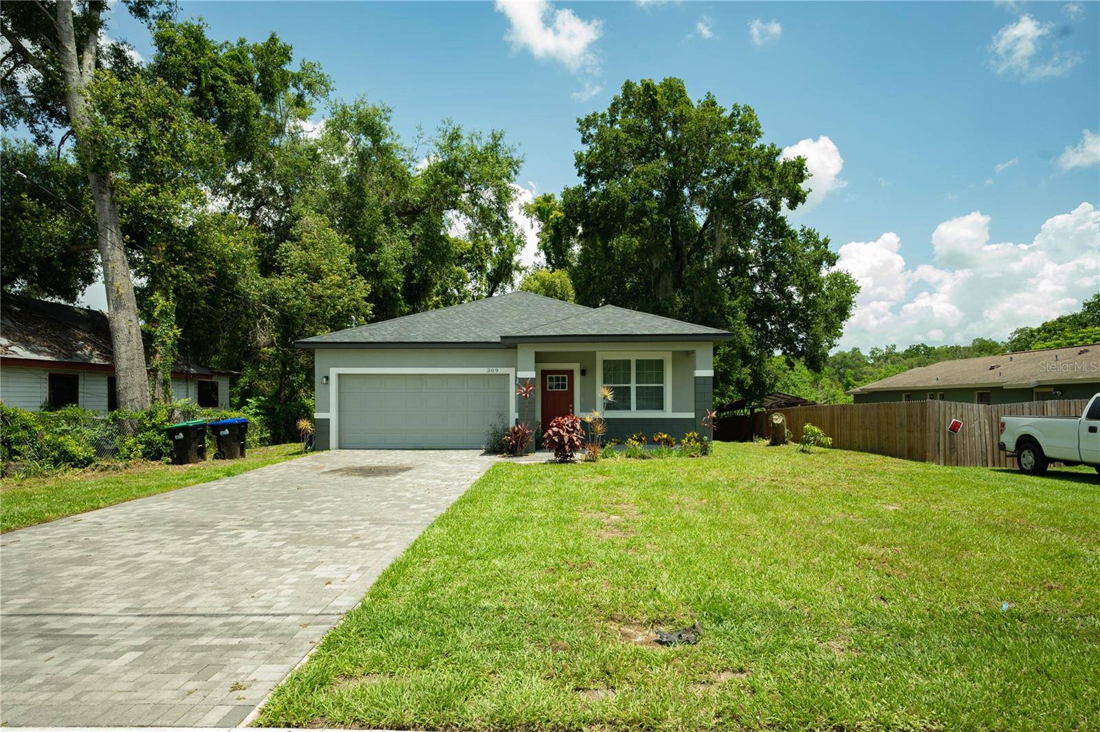 Apopka, FL 32703,309 E 13TH ST
