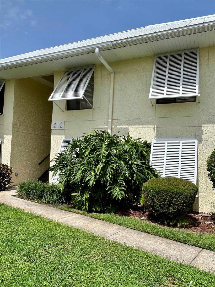 St Petersburg, FL 33711,7310 SUNSHINE SKYWAY LN S #116