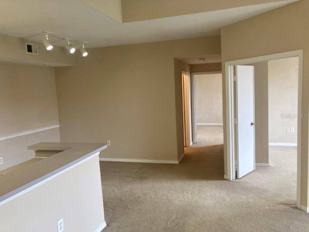 Orlando, FL 32811,5530 METROWEST BLVD #307