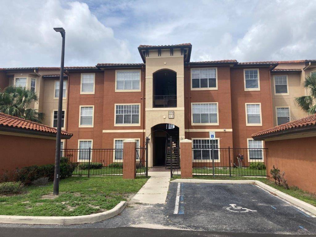 Orlando, FL 32811,5530 METROWEST BLVD #307