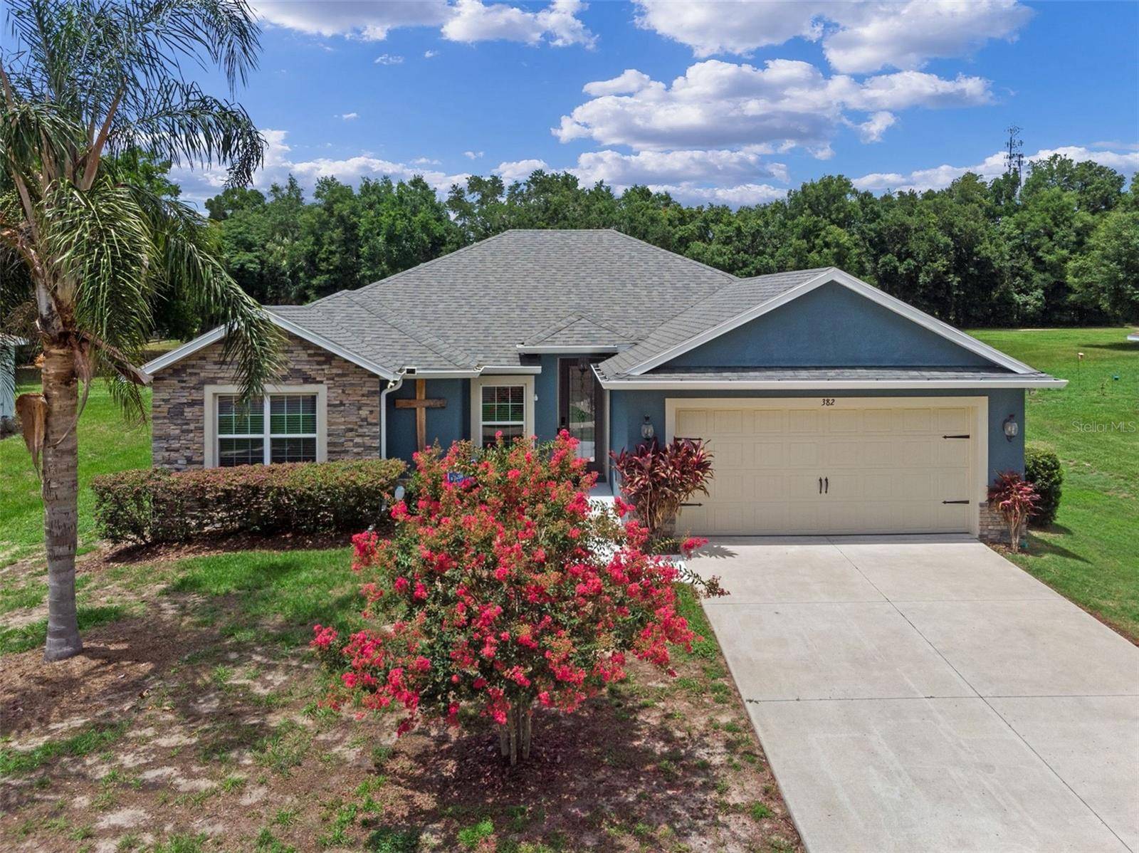 Umatilla, FL 32784,382 LAKE ST