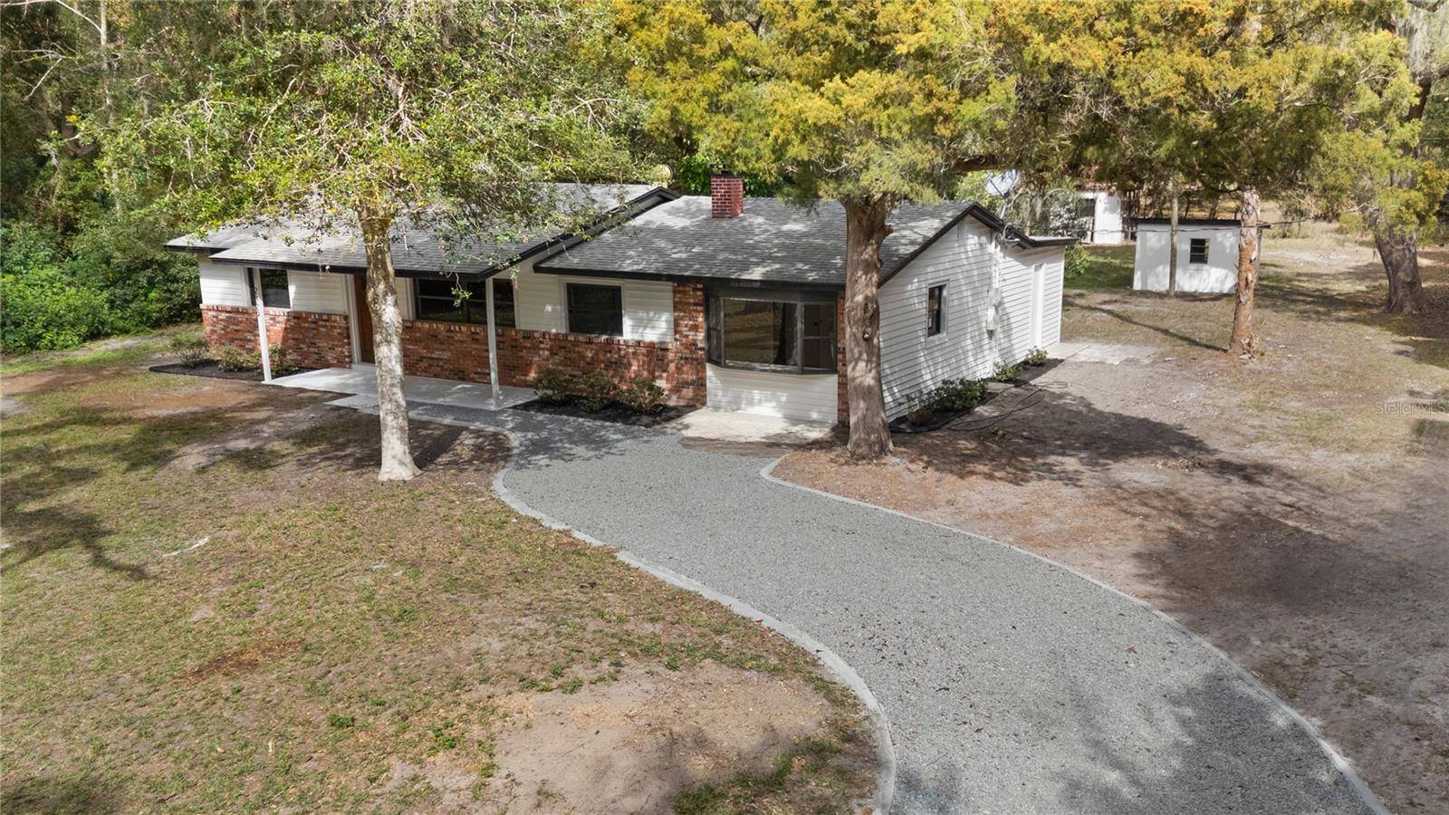 Lady Lake, FL 32159,2829 LAKE GRIFFIN RD