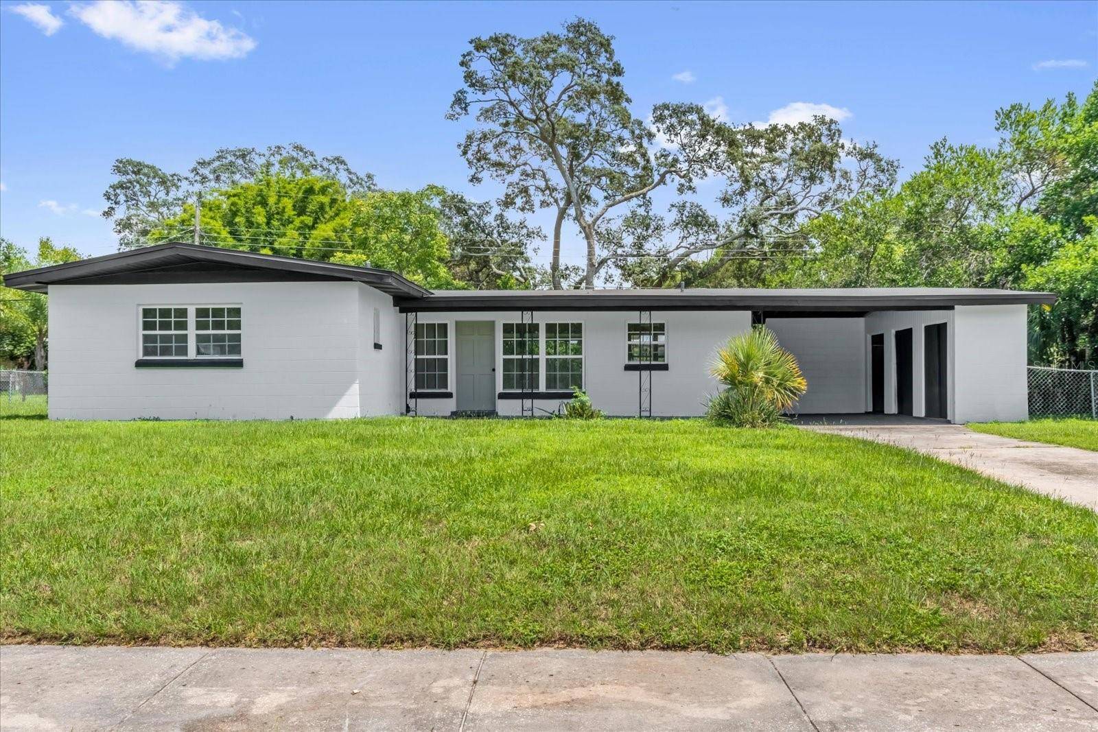 Sanford, FL 32773,115 LAKE DOT DR