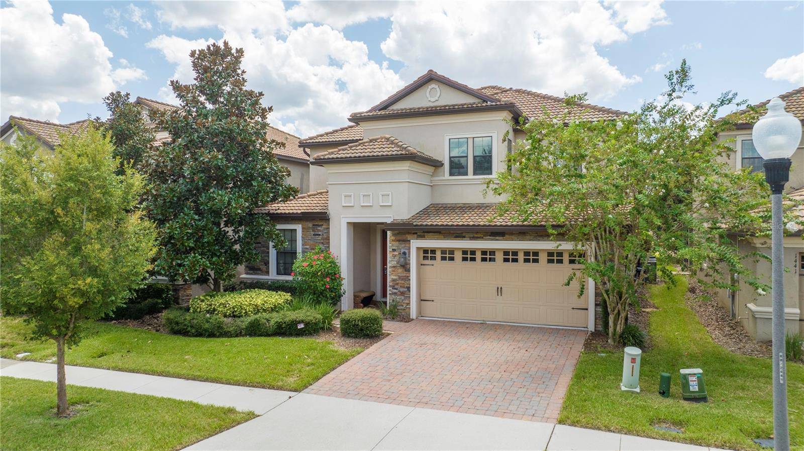 Davenport, FL 33896,1439 MOON VALLEY DR