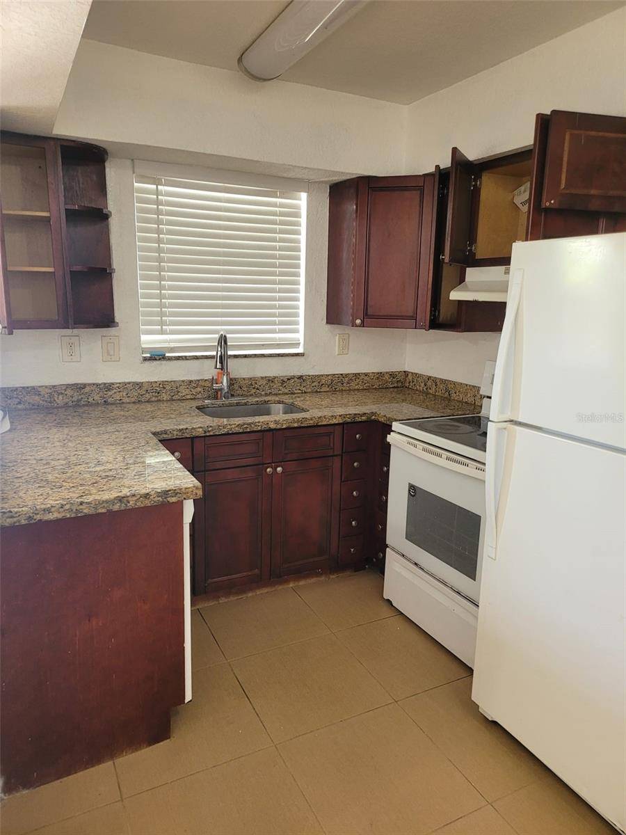 Dania Beach, FL 33004,217 SW 2ND PL #W