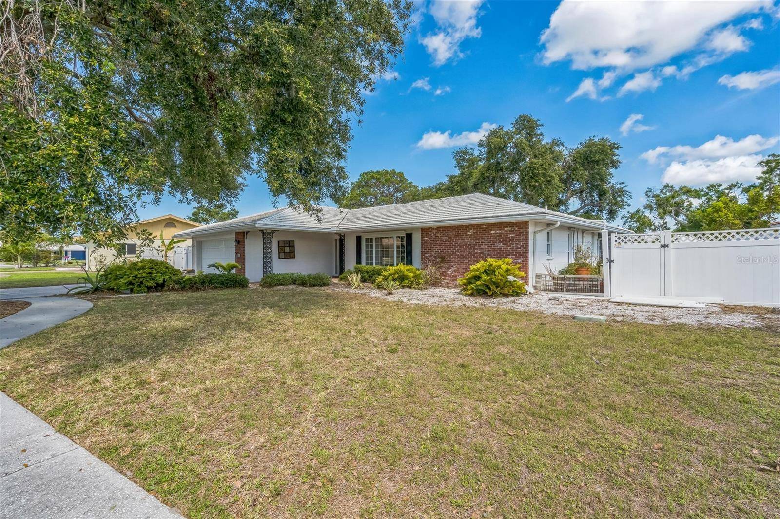 Sarasota, FL 34231,2521 CARLISLE PL