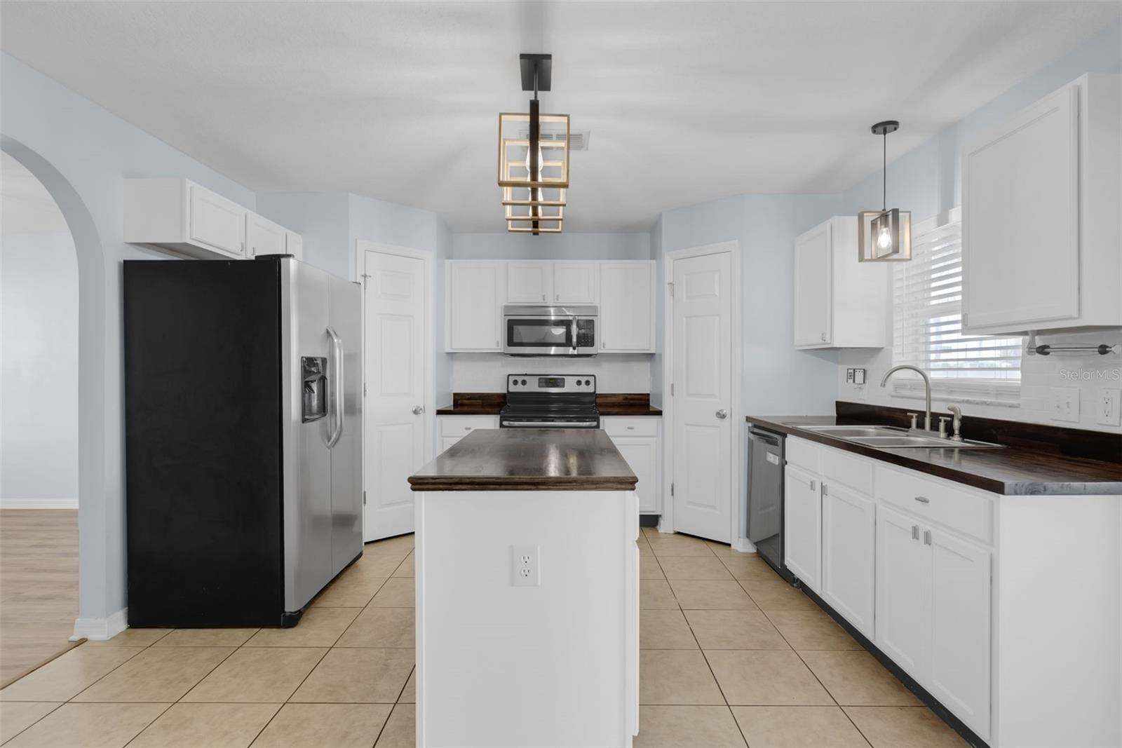 Tavares, FL 32778,2255 TEALWOOD CIR