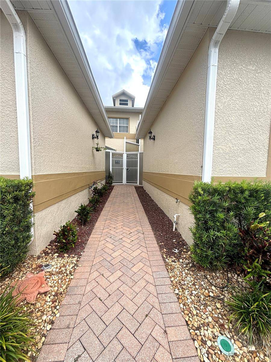 Clermont, FL 34711,13220 FOUNTAINBLEAU DR
