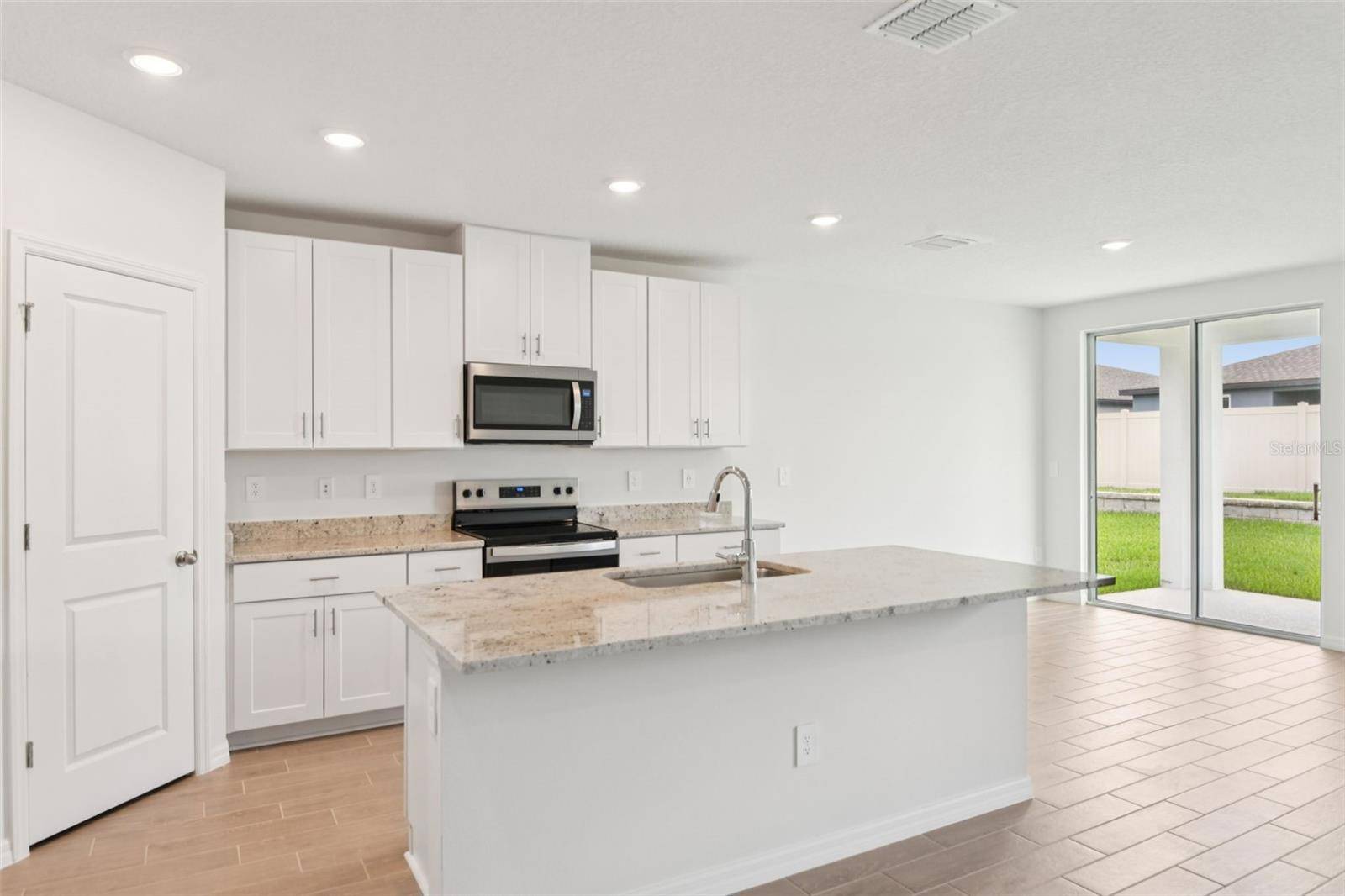 Zephyrhills, FL 33541,1732 BREKEY WAY