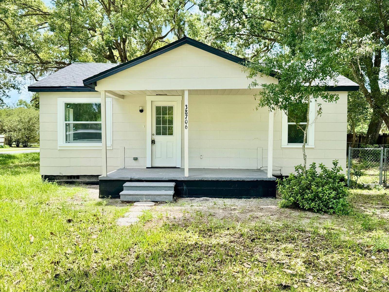 Zephyrhills, FL 33542,38706 8TH AVE