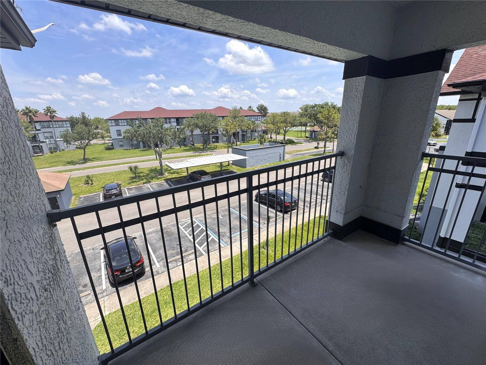 Orlando, FL 32839,3702 PALM DESERT LN #5435