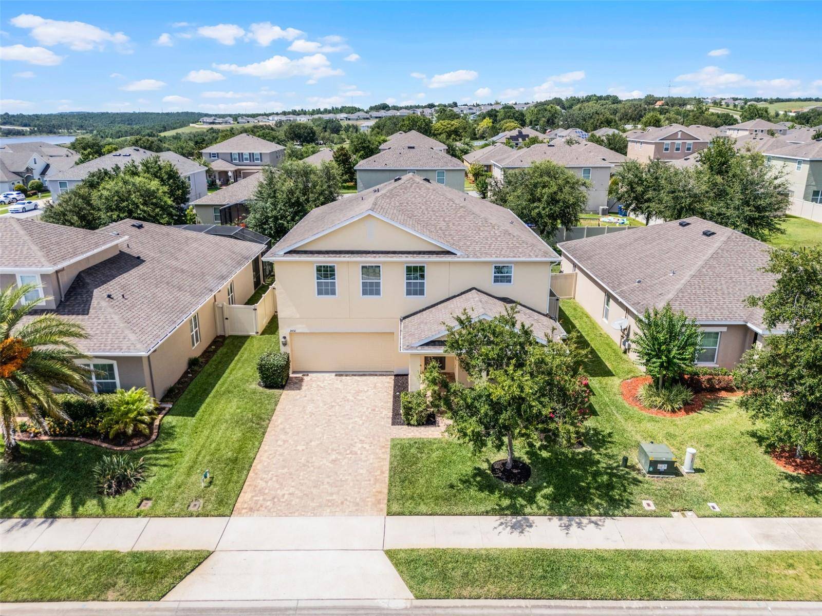 Minneola, FL 34715,2432 RIVIERA LN