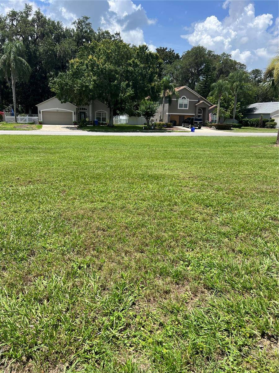 Sanford, FL 32773,109 BELGIAN WAY