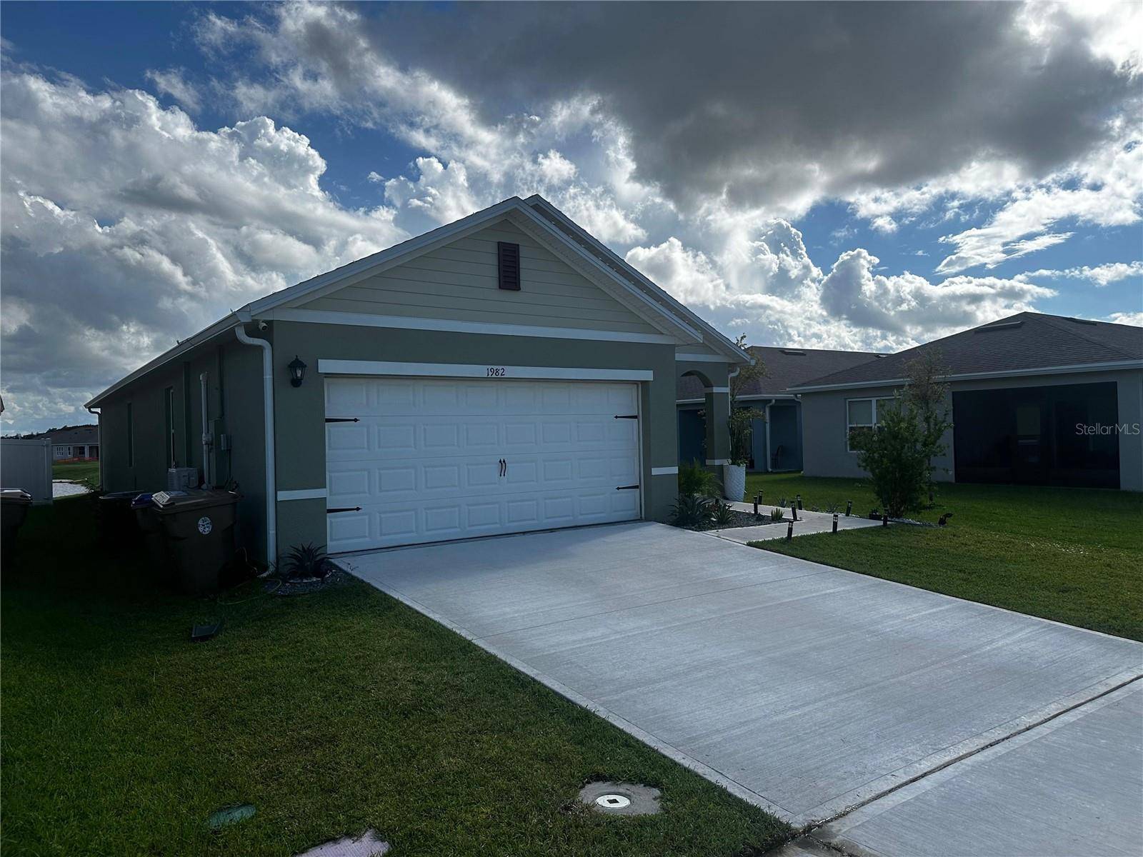 Kissimmee, FL 34744,1982 KING RANCH ST