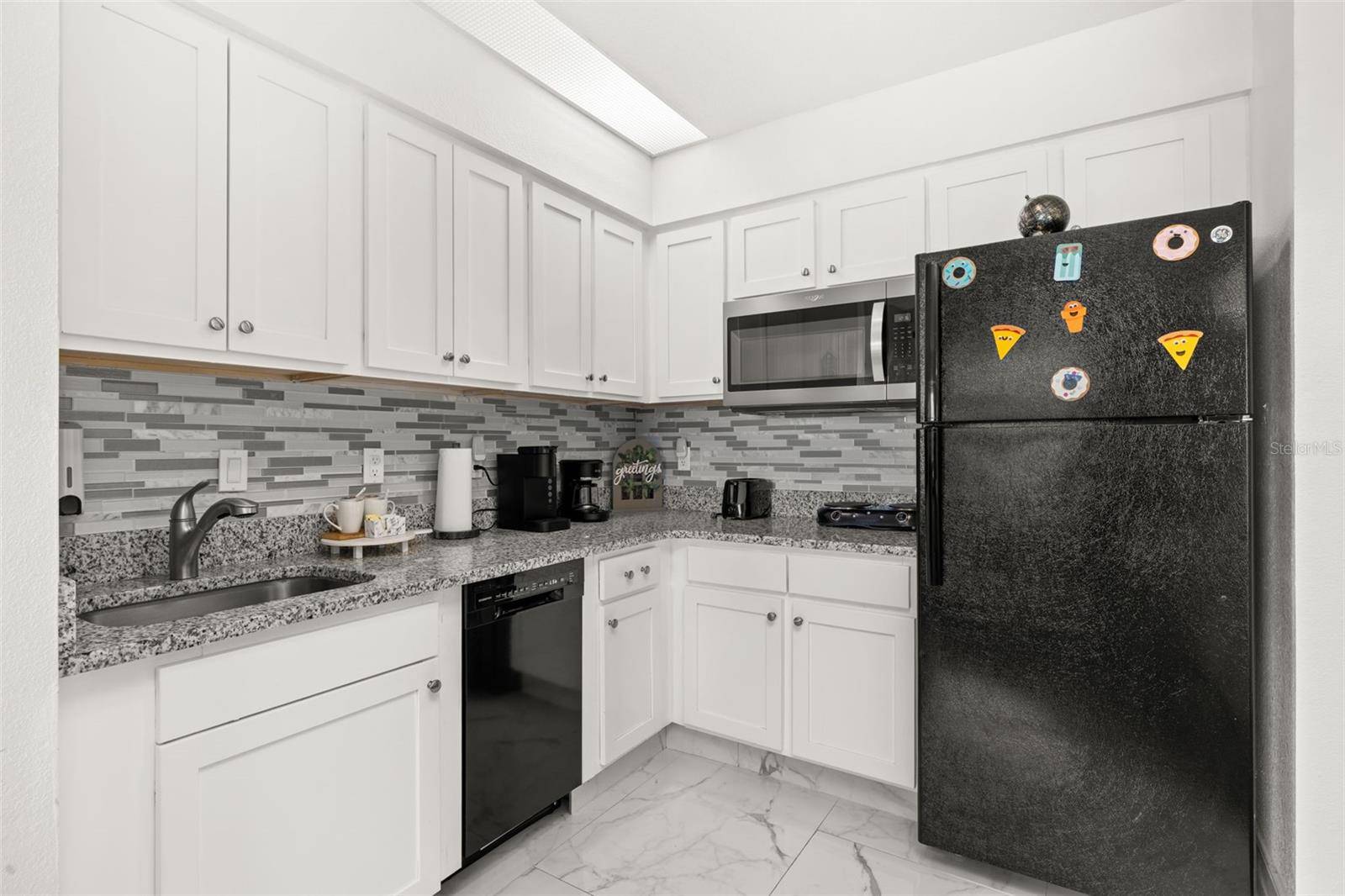 Orlando, FL 32836,8303 PALM Pkwy #402