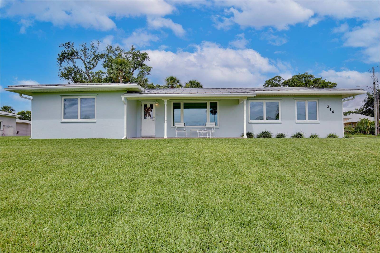 Edgewater, FL 32132,216 N RIVERSIDE DR