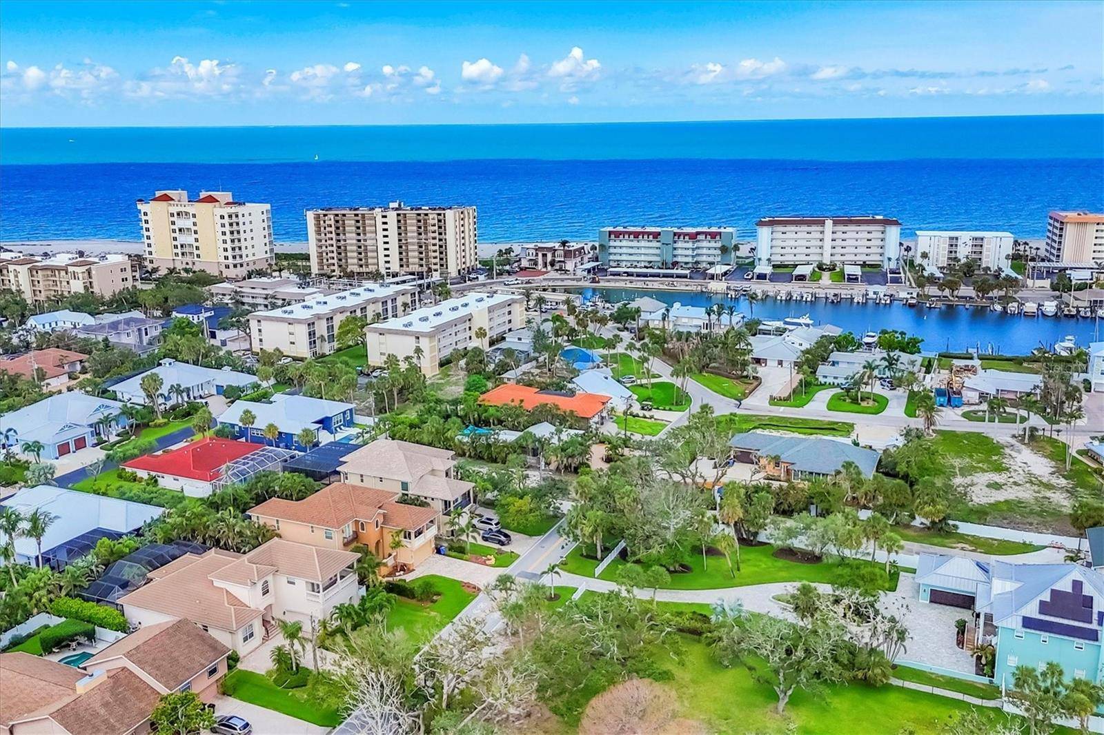 Venice, FL 34285,811 LAGUNA DR