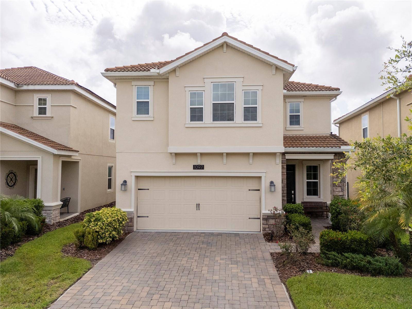 Davenport, FL 33896,1097 TRAPPERS TRAIL LOOP
