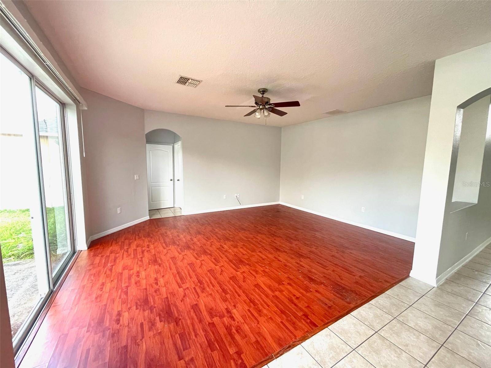 Orlando, FL 32828,445 CORTONA DR