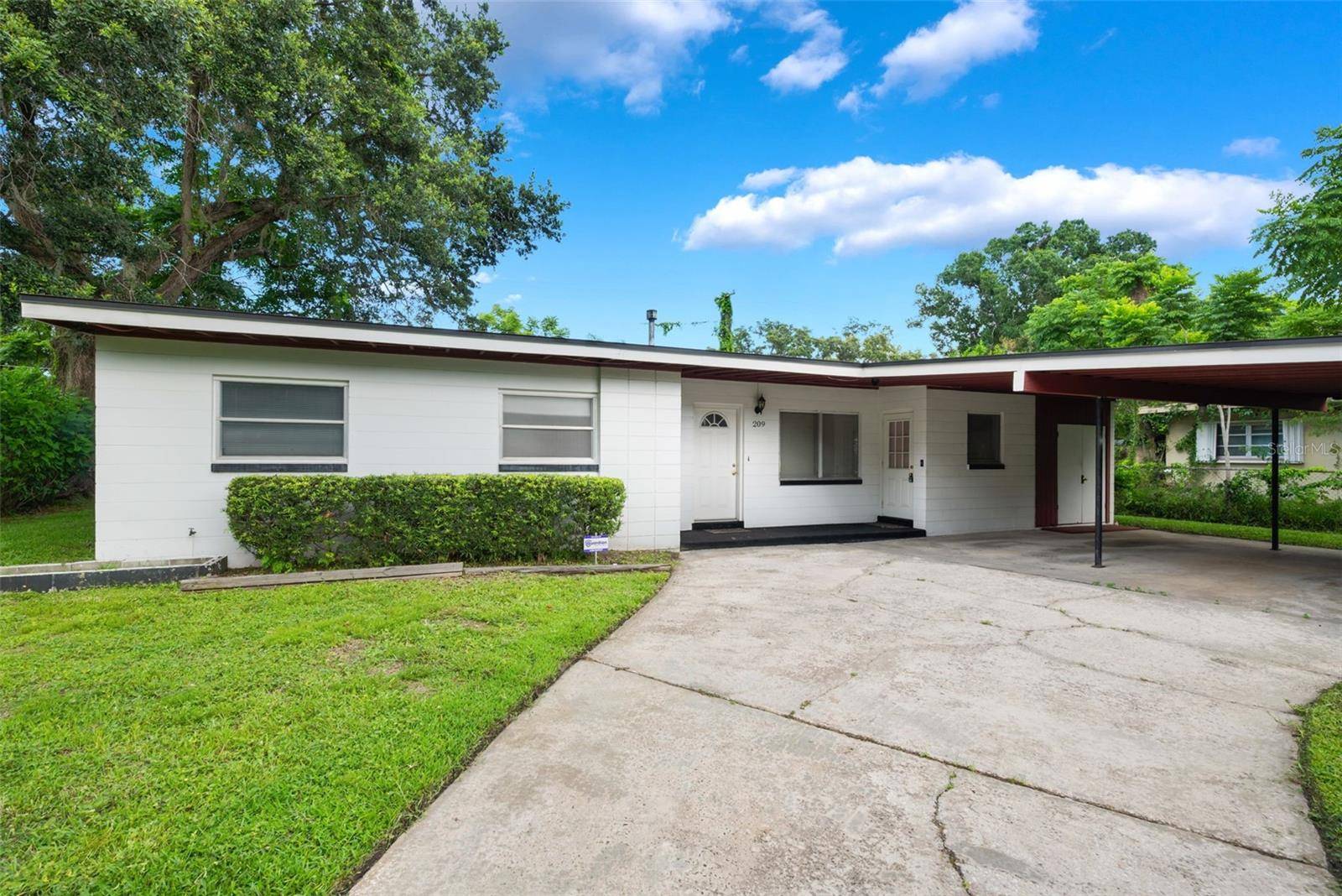 Orlando, FL 32811,209 WILMER AVE