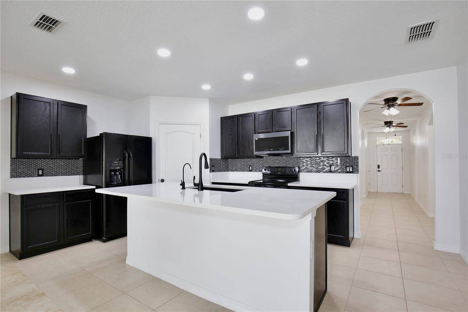 Kissimmee, FL 34744,1565 DIAMOND LOOP DR