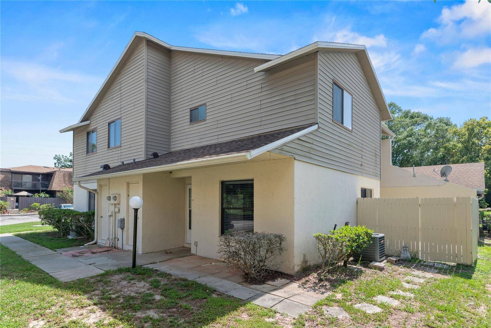 Ocoee, FL 34761,628 OLYMPIC DR #8-C