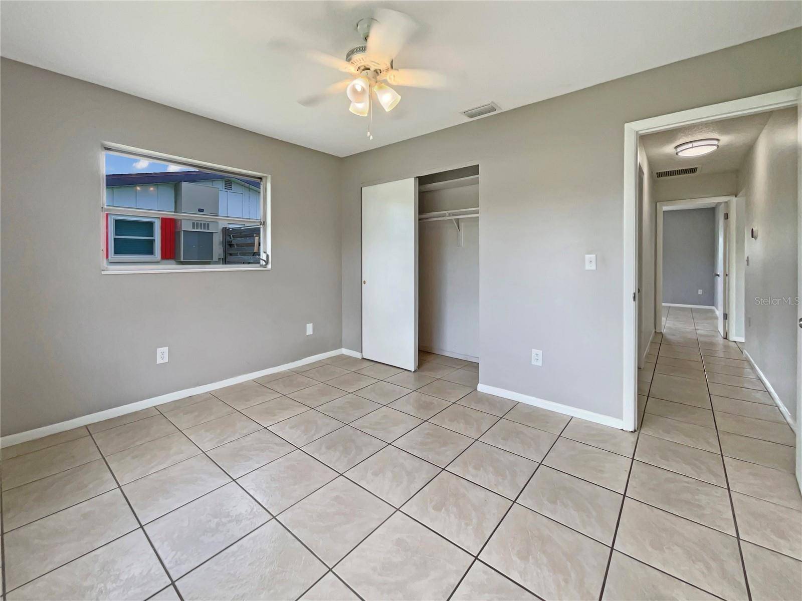 Sarasota, FL 34231,5629 NUTMEG AVE