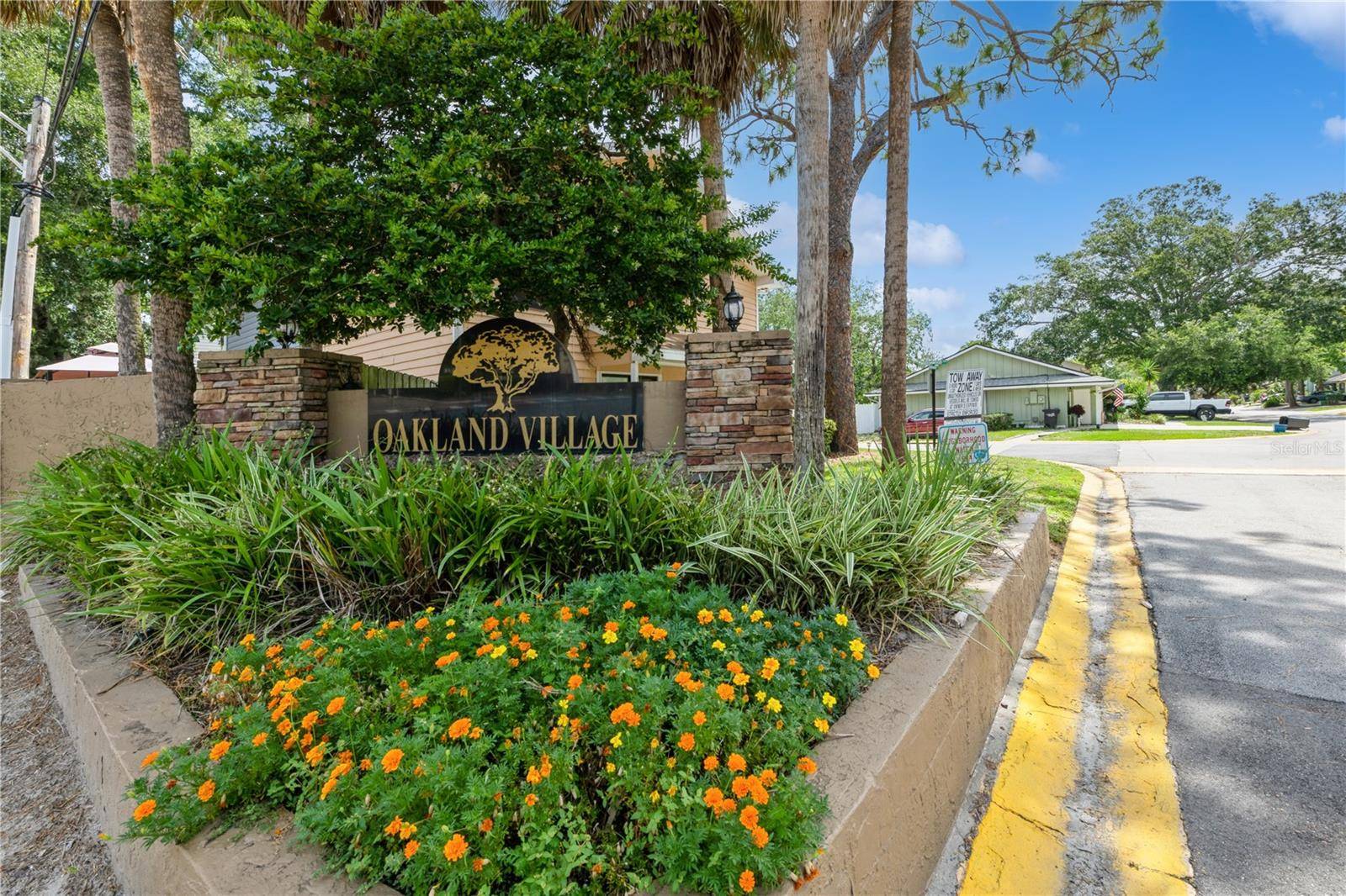 Altamonte Springs, FL 32714,437 HEMLOCK ST