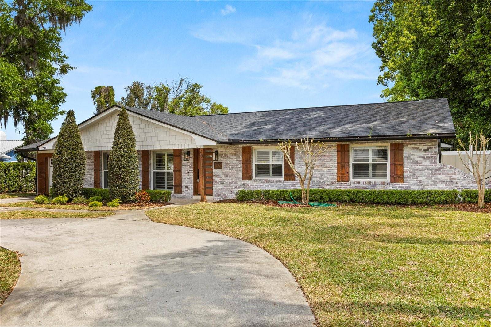 Maitland, FL 32751,201 CEDARWOOD DR