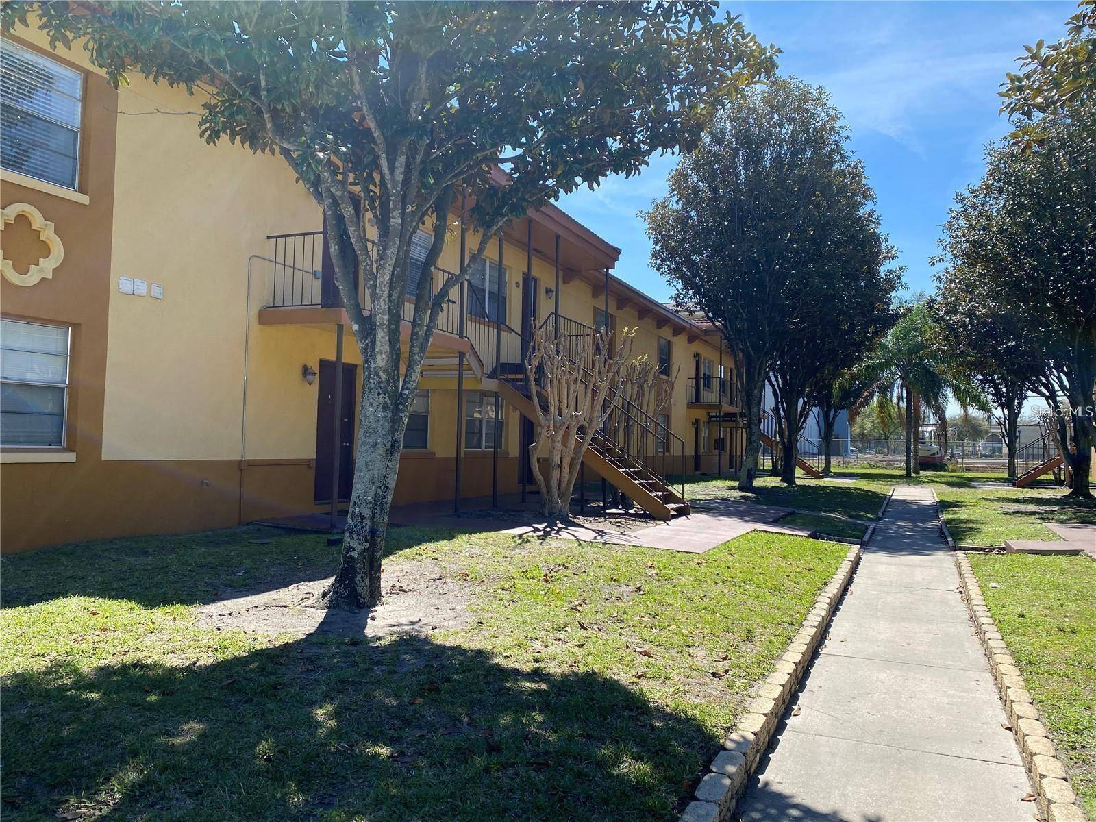 Orlando, FL 32809,778 RIDENHOUR CIR #778