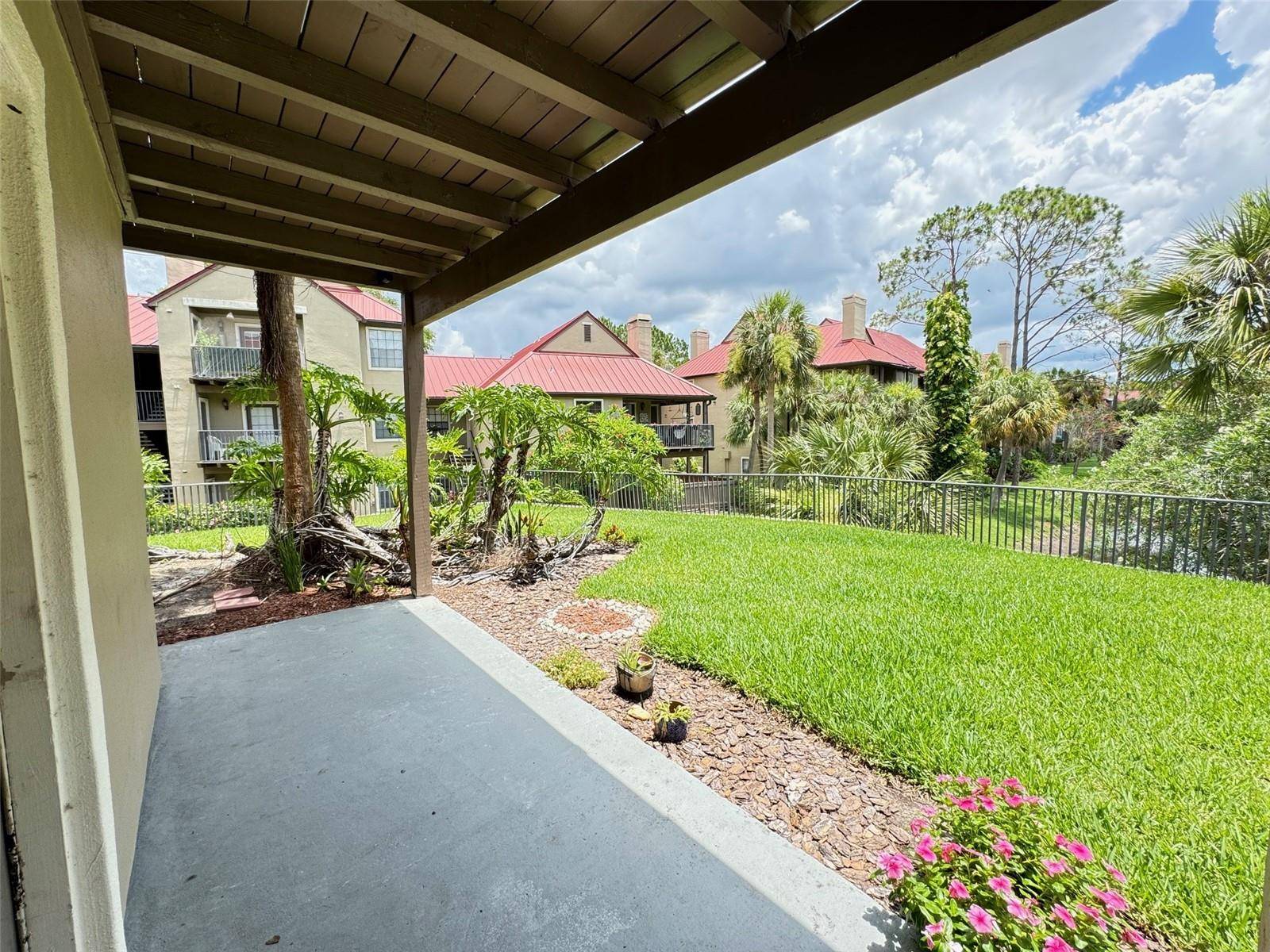 Altamonte Springs, FL 32714,249 AFTON SQ #112