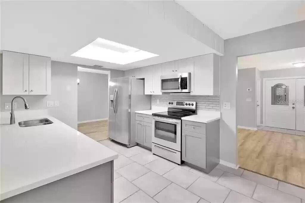 Tampa, FL 33624,15609 TIMBERLINE DR