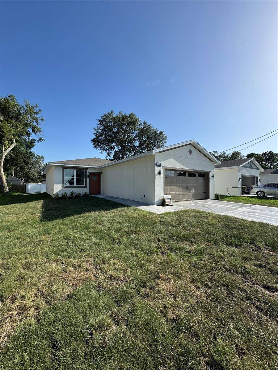 Lake Alfred, FL 33850,320 W NECHO AVE