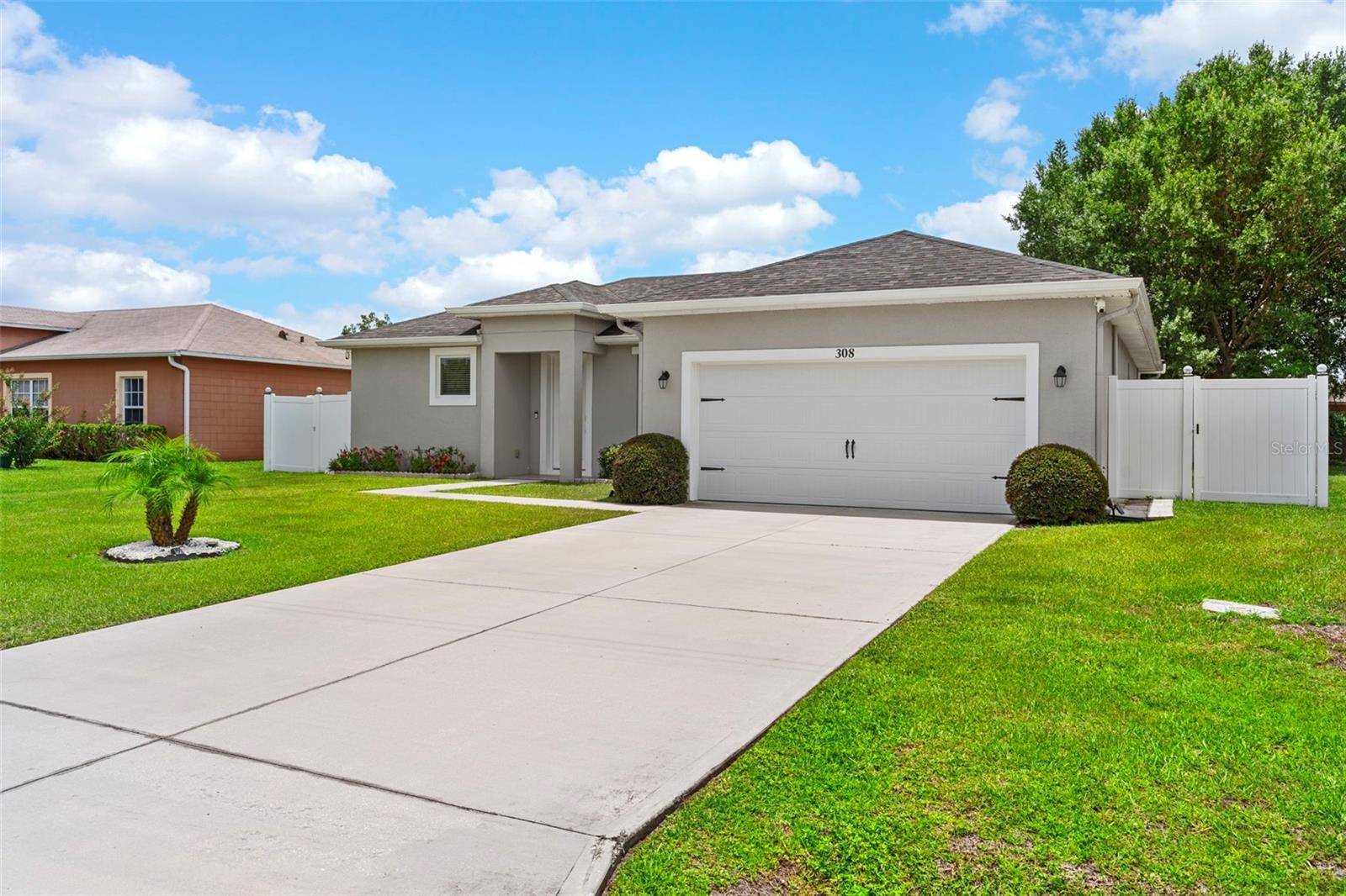 Poinciana, FL 34759,308 CLEARWATER LN