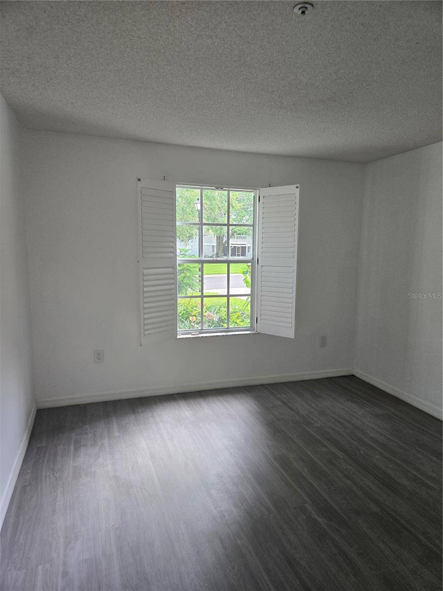 Apopka, FL 32712,925 LEXINGTON Pkwy #14
