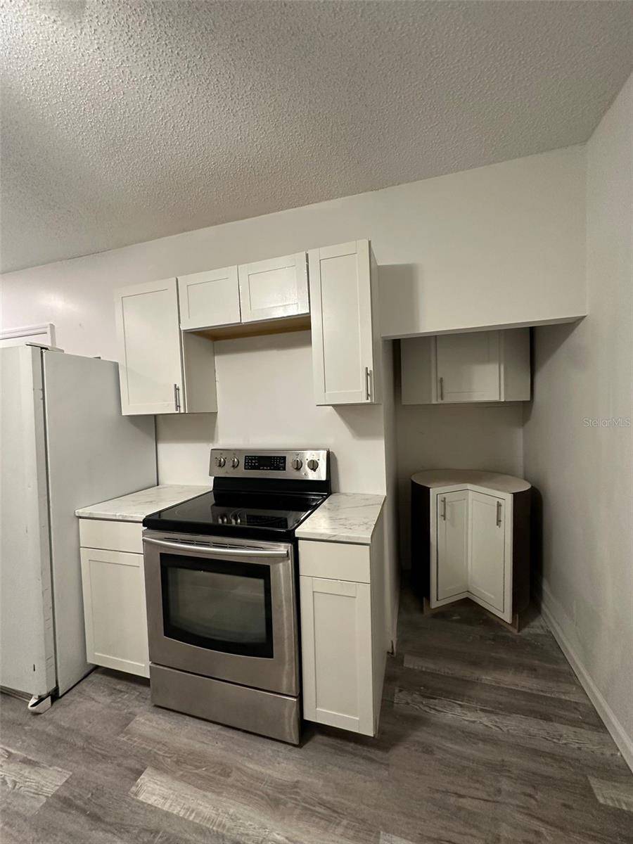 Poinciana, FL 34759,611 DUNLIN LN