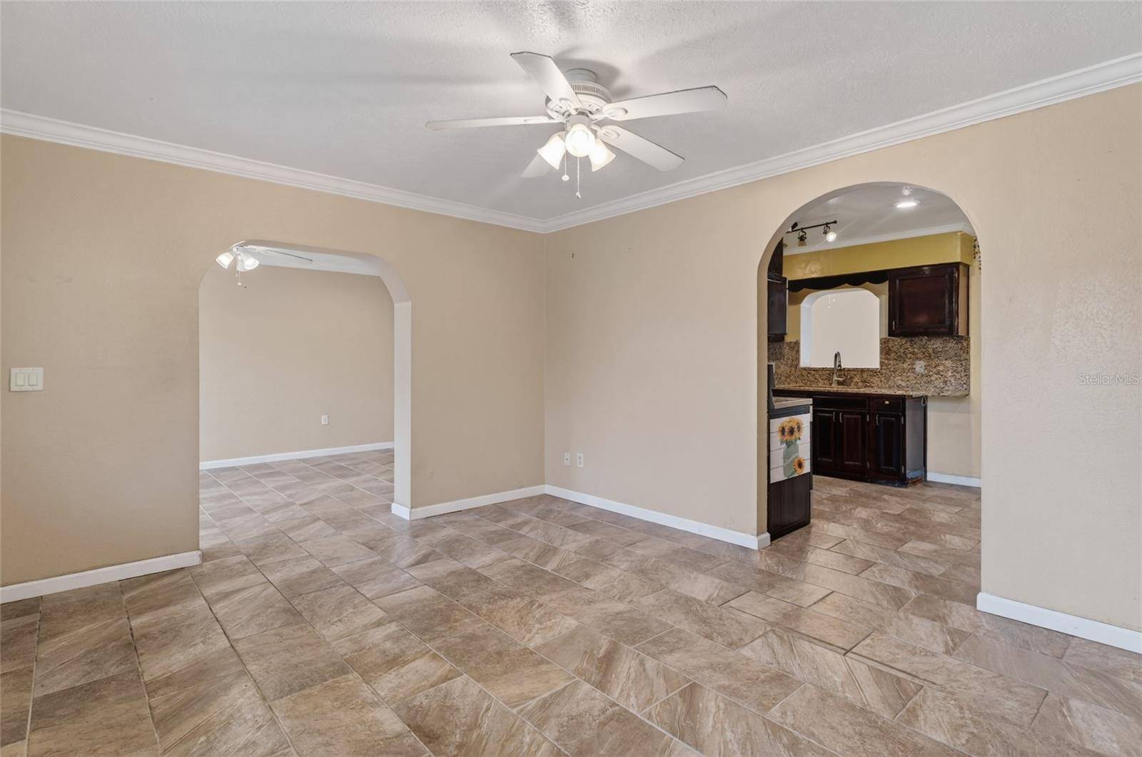 Lake Alfred, FL 33850,540 W COLUMBIA ST