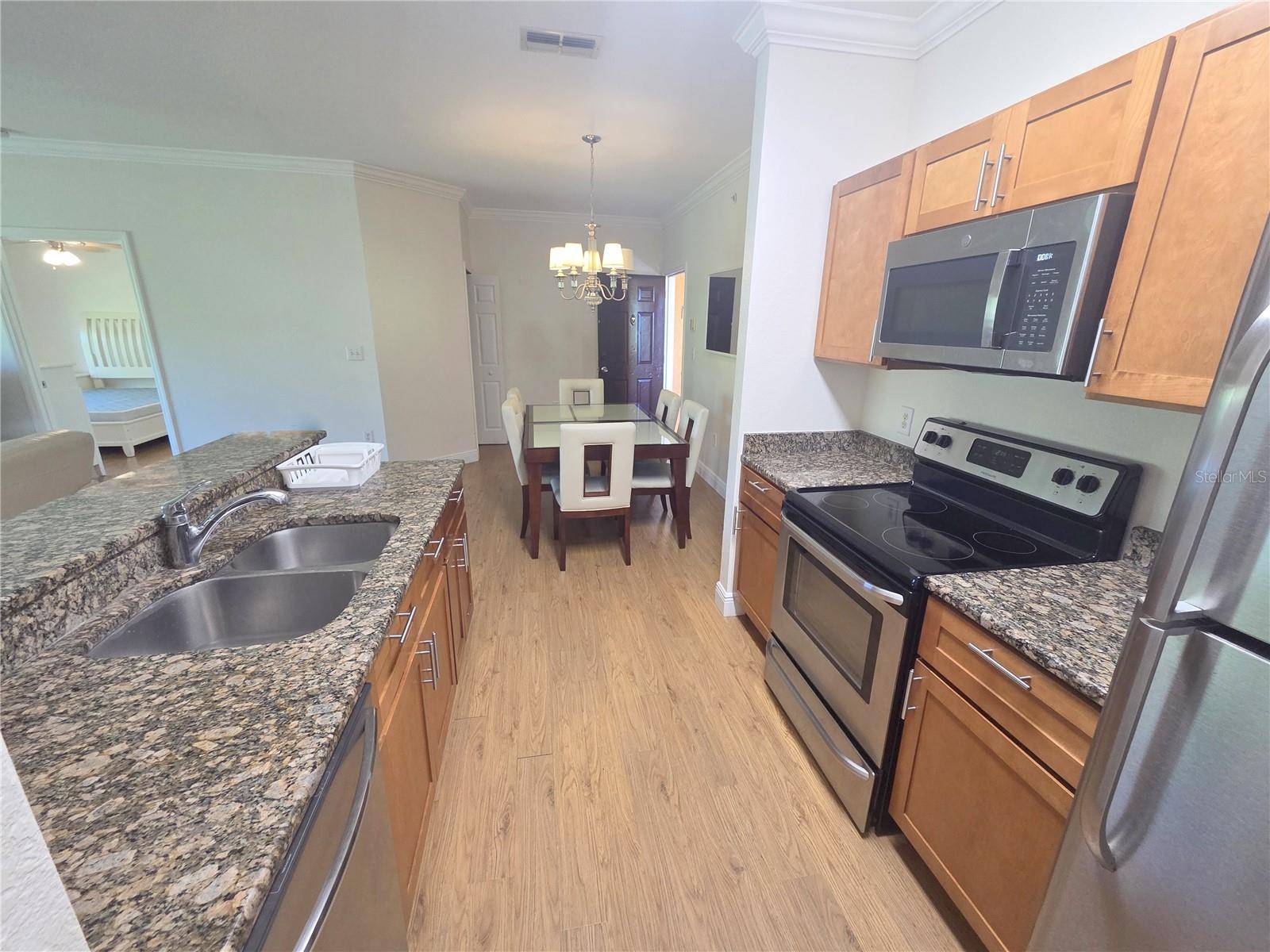 Orlando, FL 32811,5463 VINELAND RD #5309