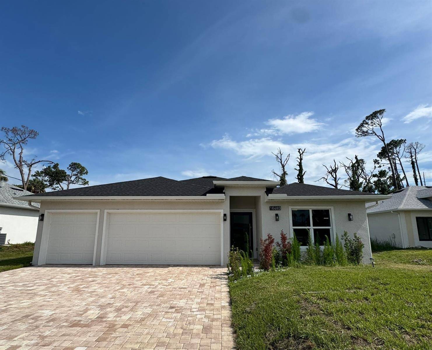 Port Charlotte, FL 33954,16483 HILLSBOROUGH BLVD