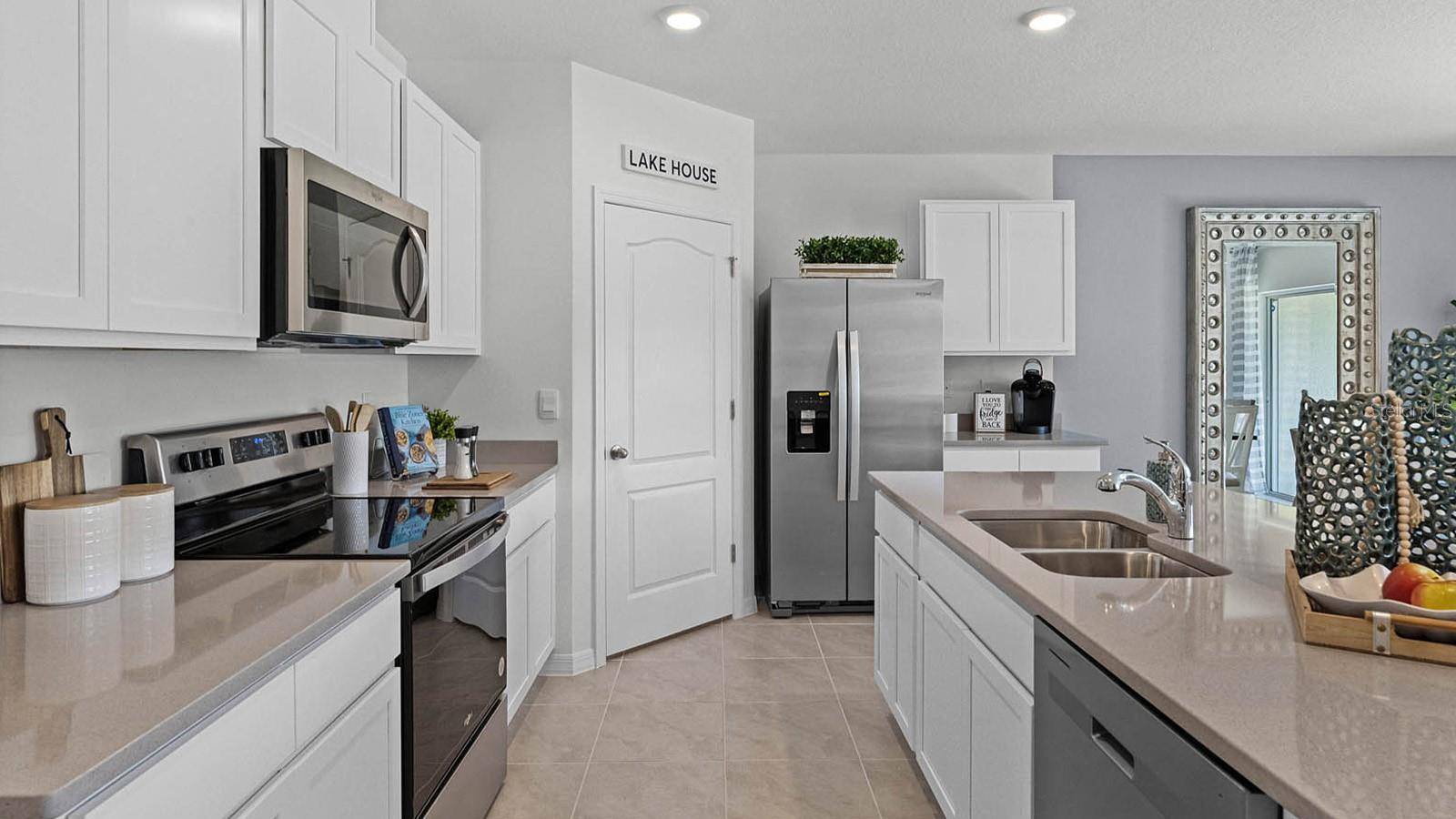 Poinciana, FL 34759,3711 BLUETHREAD WAY