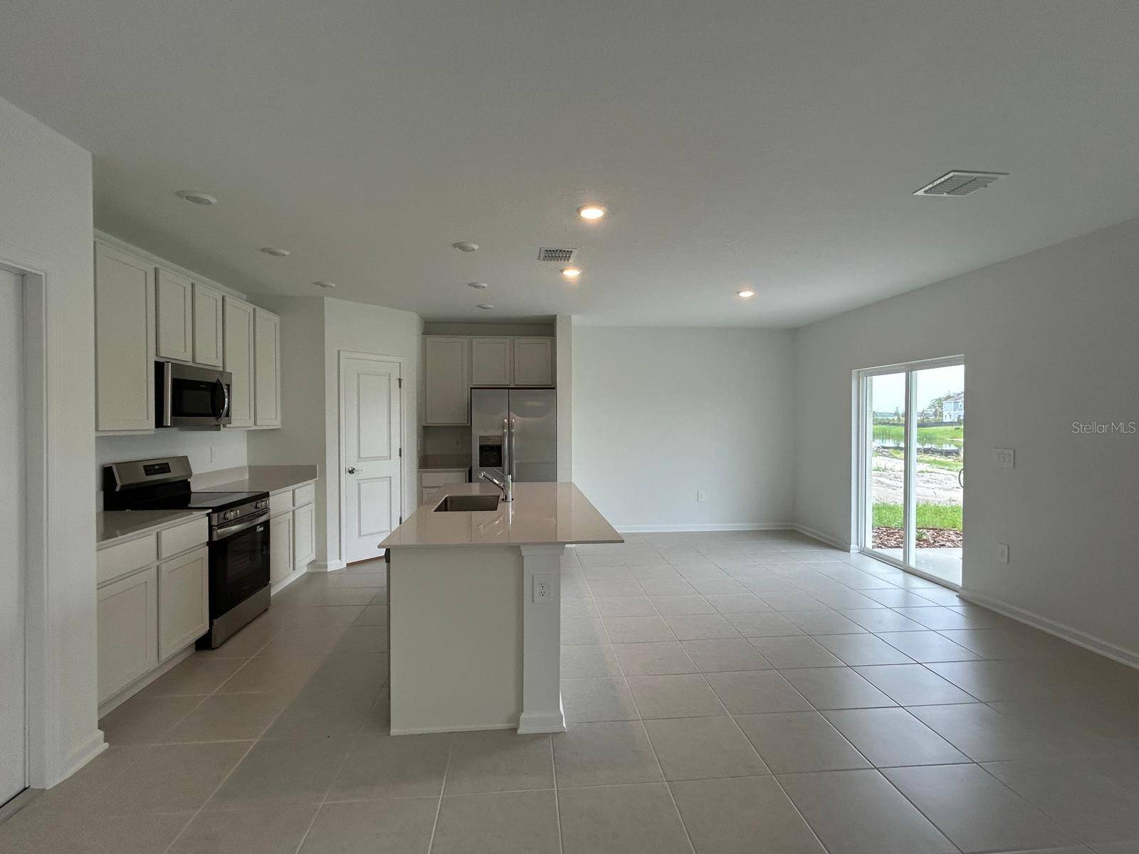 Kissimmee, FL 34758,5680 PORTICO PL
