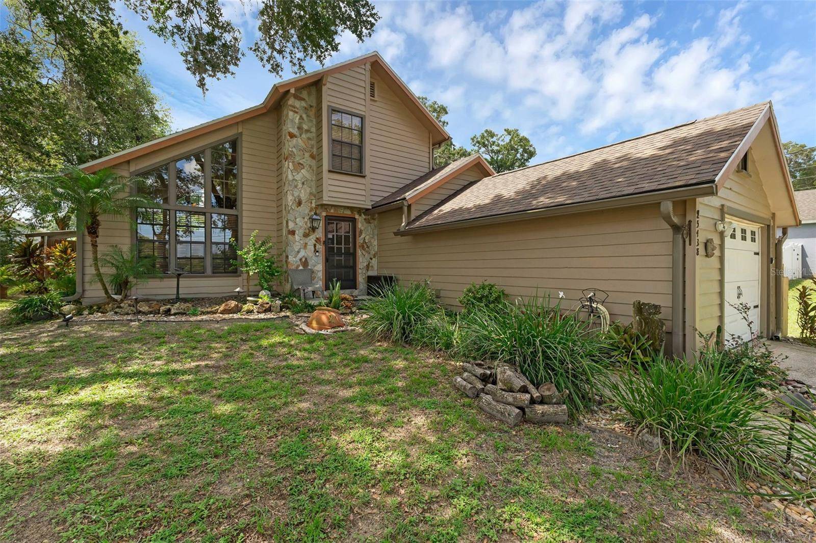 Sorrento, FL 32776,25438 PINE VALLEY DR