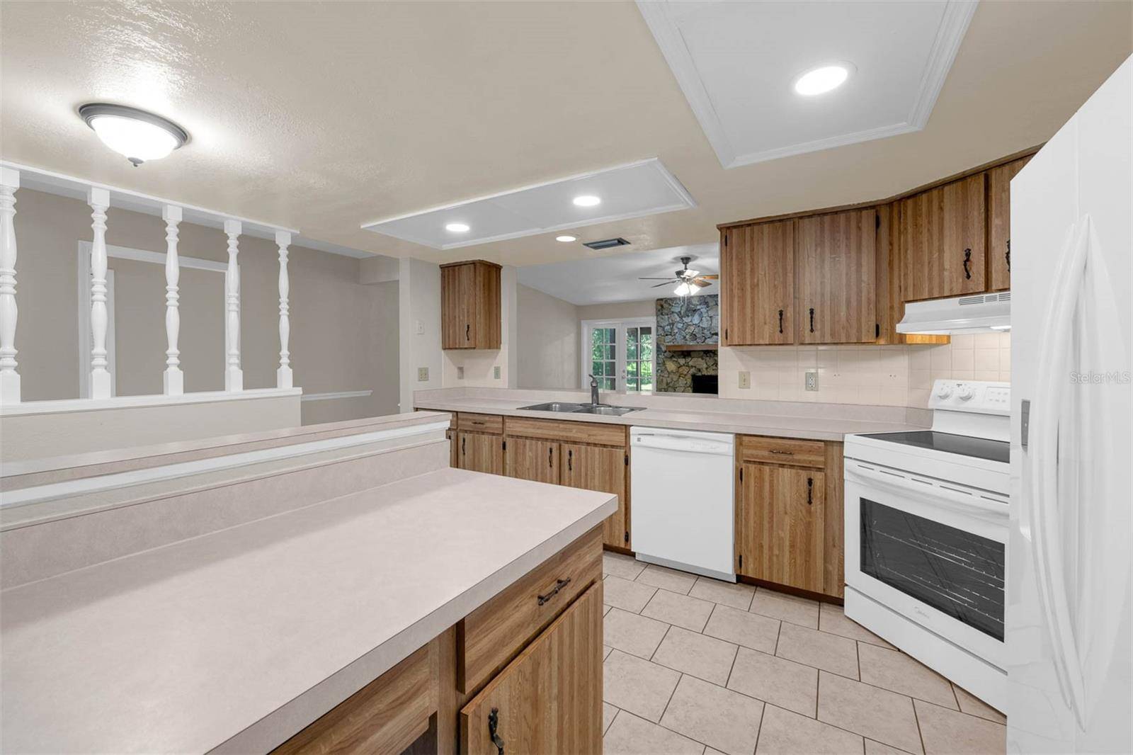 Winter Garden, FL 34787,525 GARDEN HEIGHTS DR