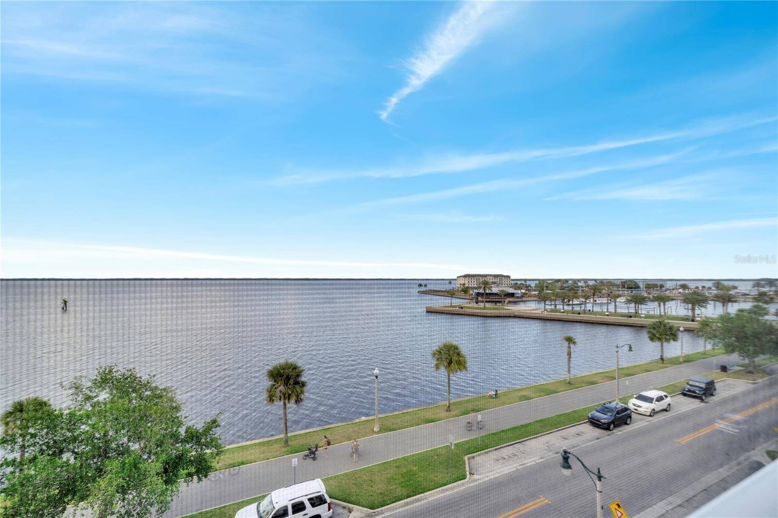 Sanford, FL 32771,225 W SEMINOLE BLVD #409