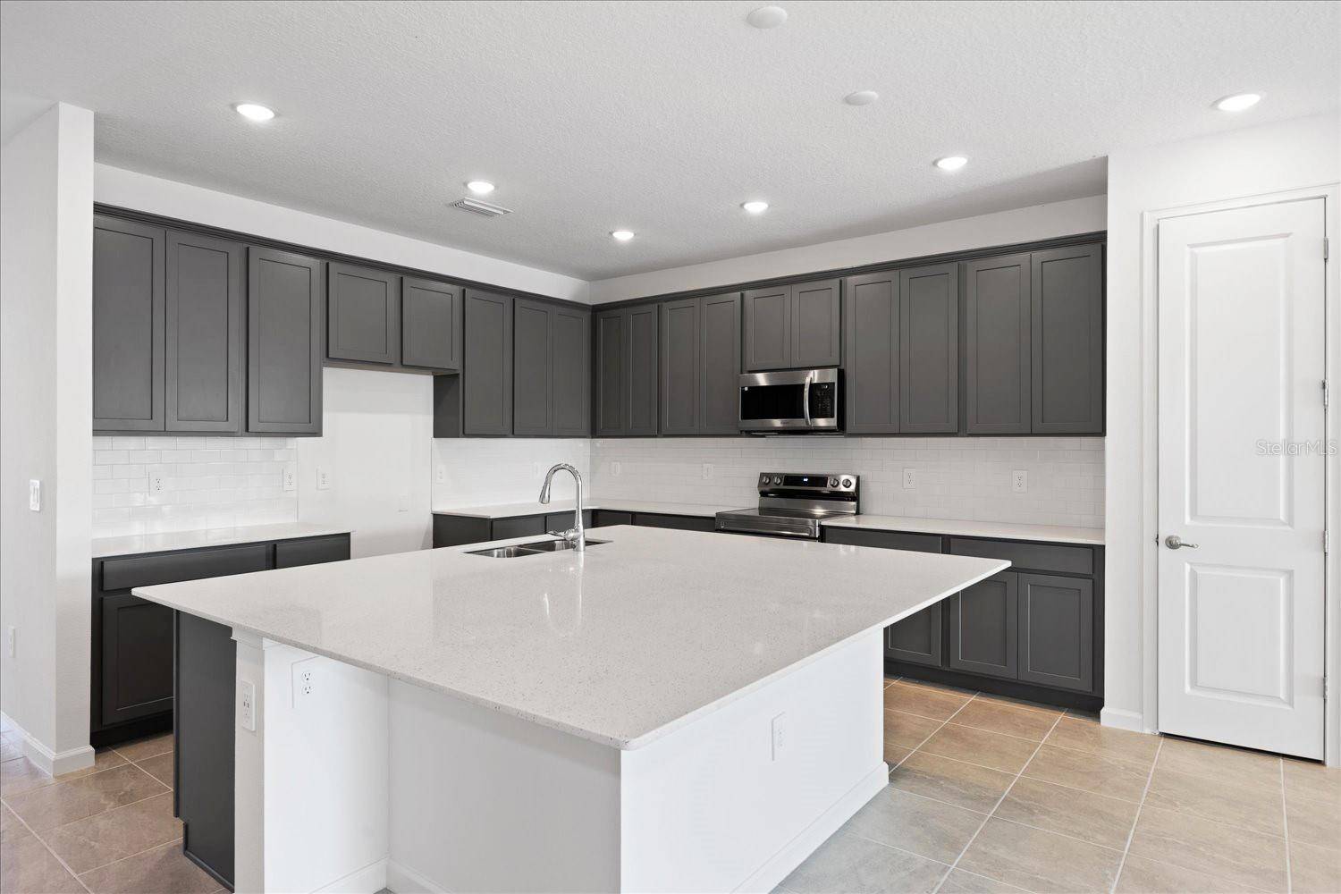 Venice, FL 34292,9596 VIBRANT LANE