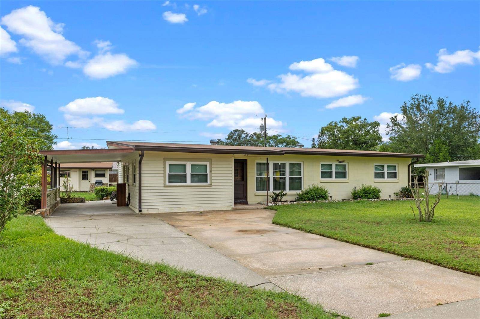 Sanford, FL 32773,110 N SUNLAND DR